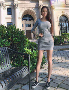 女子裸摔全光比赛在线观看-MY77755 CM