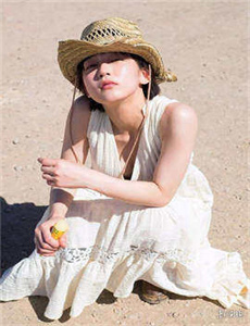厨房里的美妇喘息-TOBU8在线观看免费高清视频